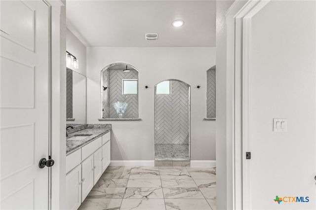 220 Pecan Meadow Lane, Harker Heights, TX 76548