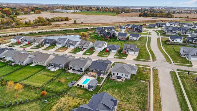 469 SE Hollow Court, West Des Moines, IA 50265