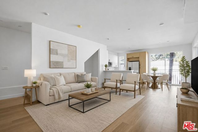 3688 Fredonia Drive, Los Angeles, CA 90068