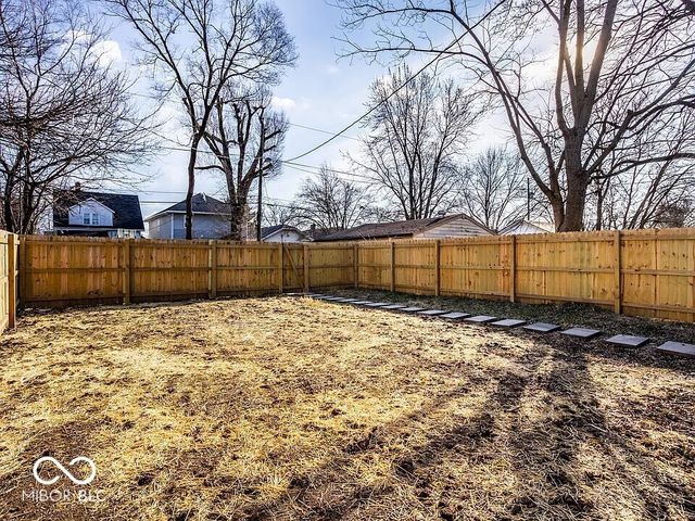 849 N Oakland Avenue, Indianapolis, IN 46201