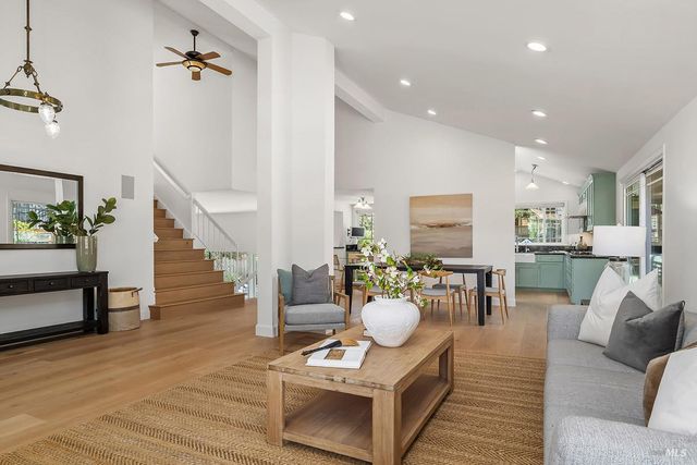 100 Partridge Dr, Novato, CA 94945