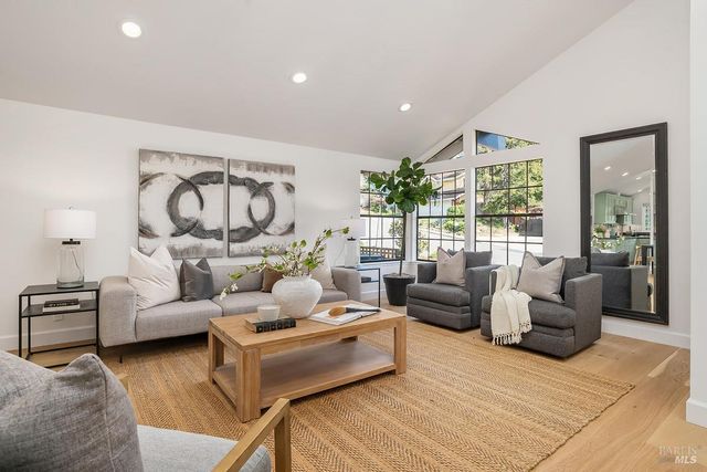 100 Partridge Dr, Novato, CA 94945