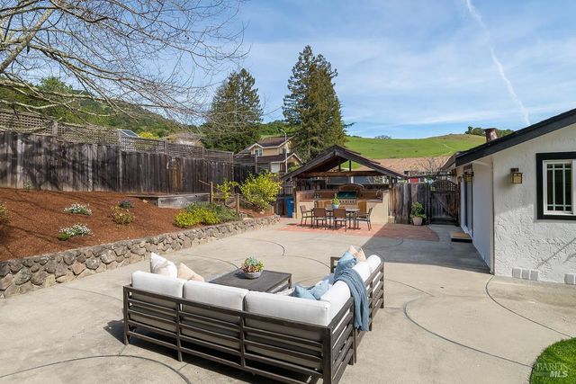 100 Partridge Dr, Novato, CA 94945