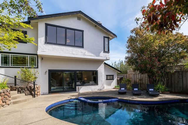 100 Partridge Dr, Novato, CA 94945