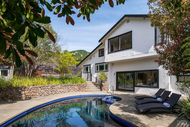 100 Partridge Dr, Novato, CA 94945