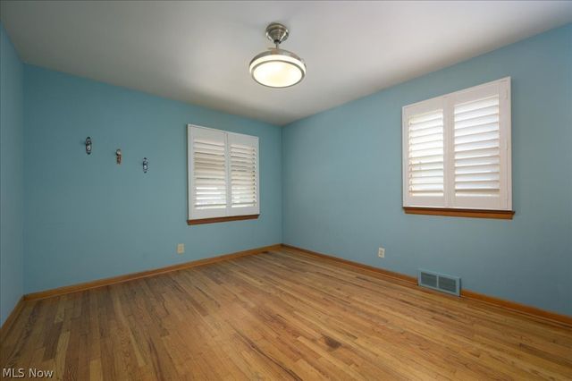 32204 Glen Arden Drive, Willowick, OH 44095