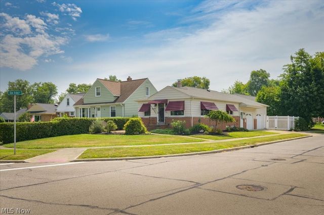 32204 Glen Arden Drive, Willowick, OH 44095