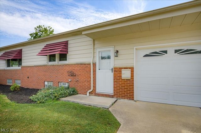 32204 Glen Arden Drive, Willowick, OH 44095