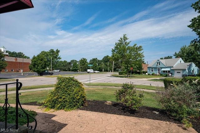 32204 Glen Arden Drive, Willowick, OH 44095