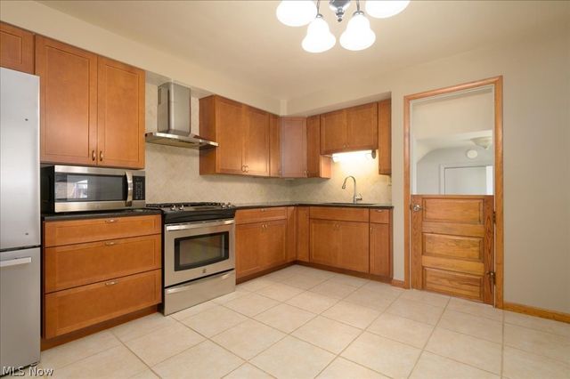 32204 Glen Arden Drive, Willowick, OH 44095