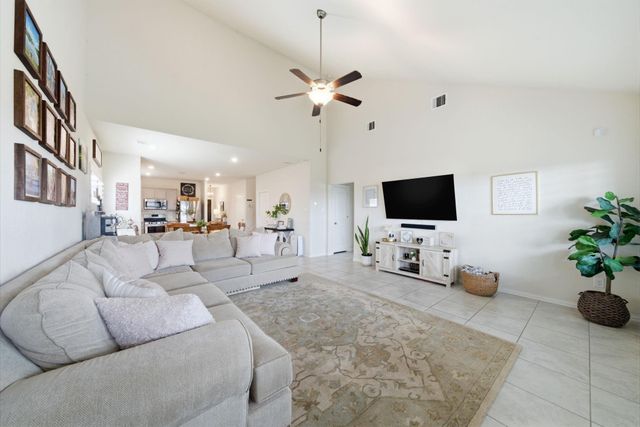 6802 Barrington Creek Trace, Katy, TX 77493