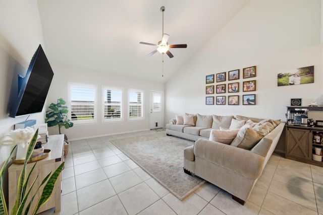 6802 Barrington Creek Trace, Katy, TX 77493