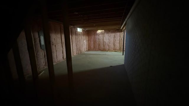 727 W Ironwood Drive, Rossford, OH 43460