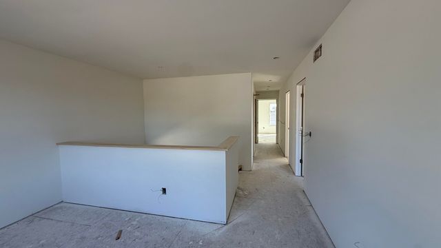 727 W Ironwood Drive, Rossford, OH 43460