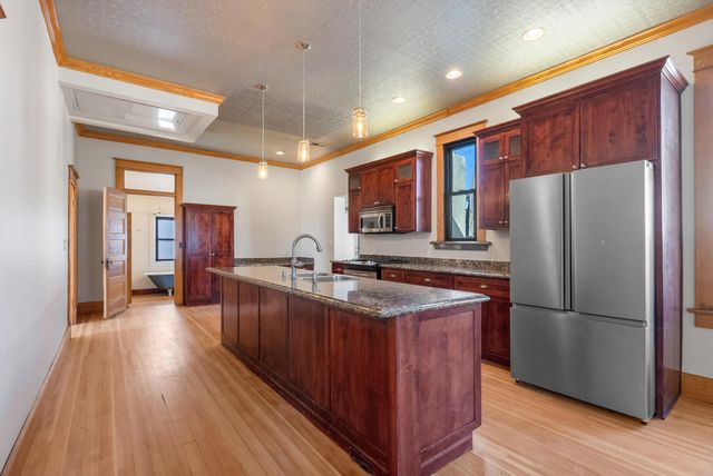 523 High Street SE, Albuquerque, NM 87102