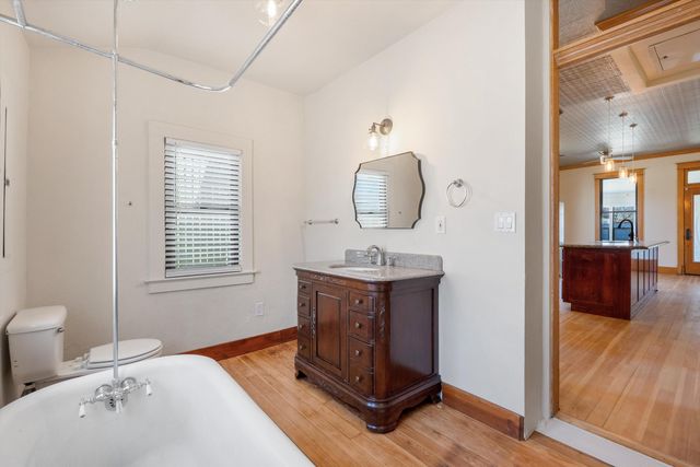 523 High Street SE, Albuquerque, NM 87102