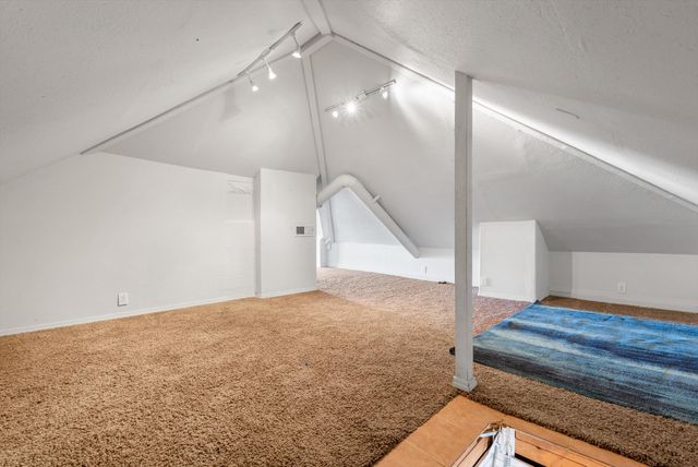 523 High Street SE, Albuquerque, NM 87102