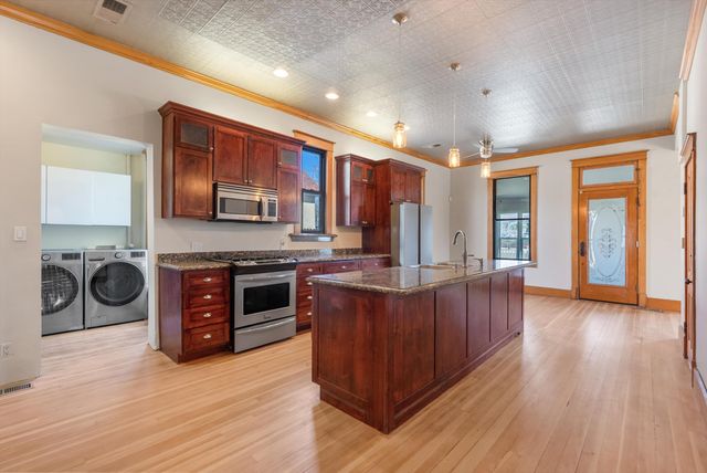 523 High Street SE, Albuquerque, NM 87102