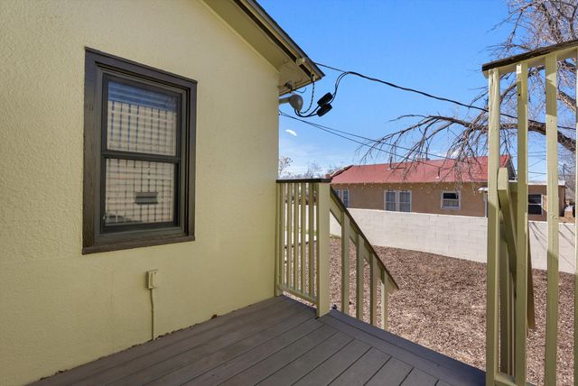 523 High Street SE, Albuquerque, NM 87102