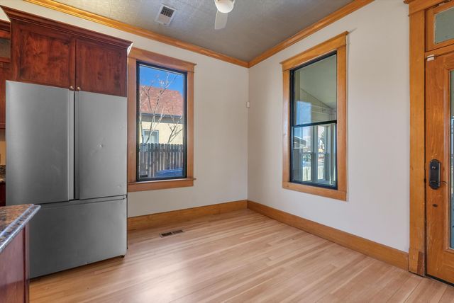 523 High Street SE, Albuquerque, NM 87102