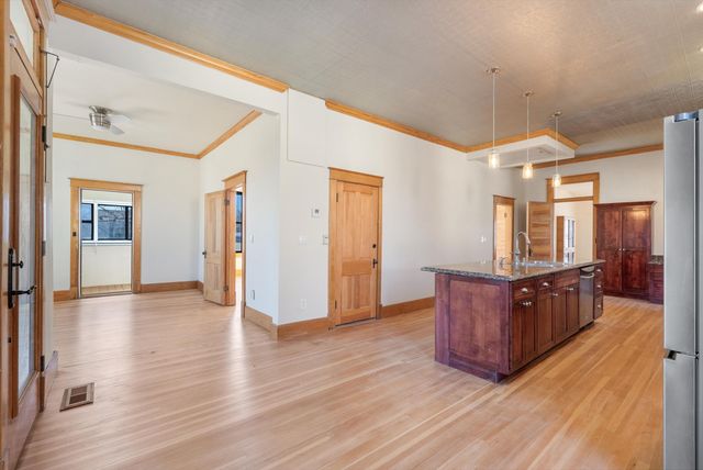 523 High Street SE, Albuquerque, NM 87102