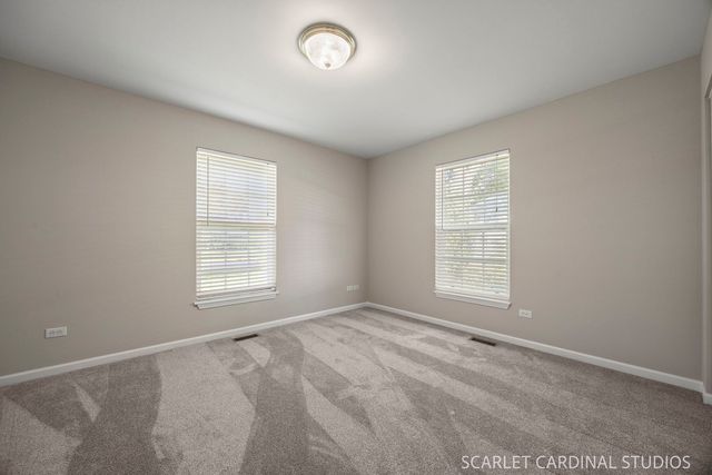 1617 Southlawn Place, Aurora, IL 60506