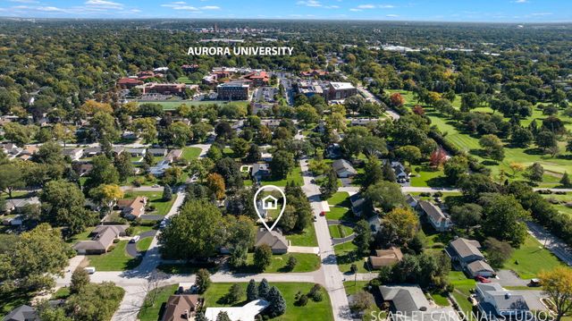1617 Southlawn Place, Aurora, IL 60506