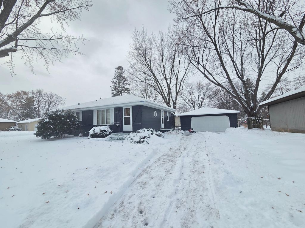 6801 Toledo Avenue N, Brooklyn Center, MN 55429