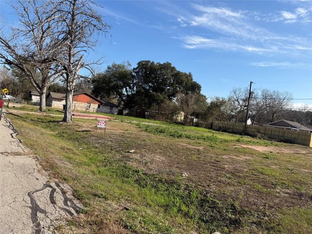 819 Collins Street, Richmond, TX 77469