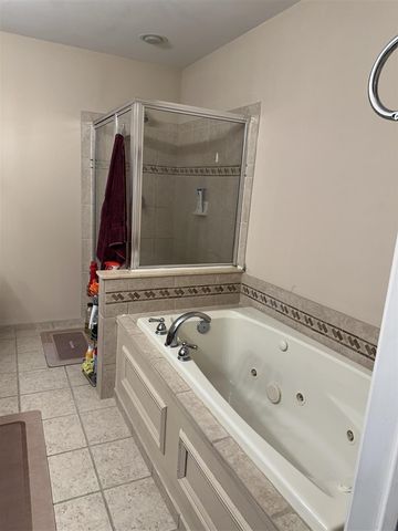 44539 N Heather Lane, Canton, MI 48187