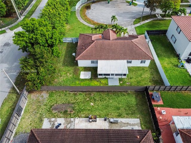 14264 SW 289th Ter 0, Homestead, FL 33033