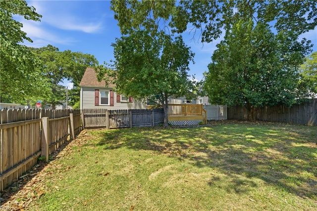 1019 Beach View ST, Norfolk, VA 23503