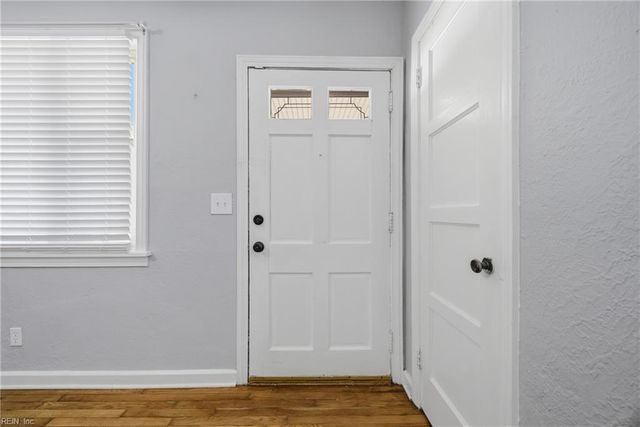 1019 Beach View ST, Norfolk, VA 23503