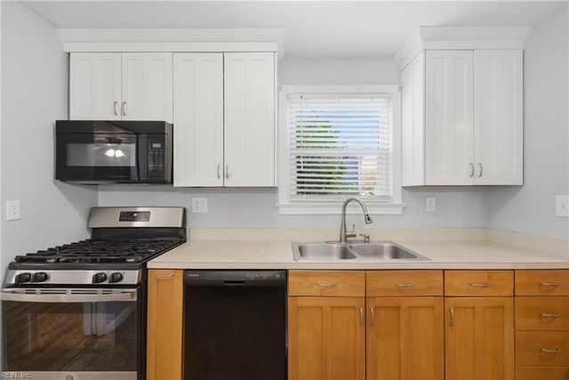 1019 Beach View ST, Norfolk, VA 23503