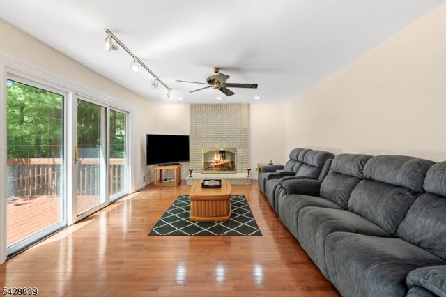 3 Kilmer Dr, Hillsborough Twp., NJ 08844