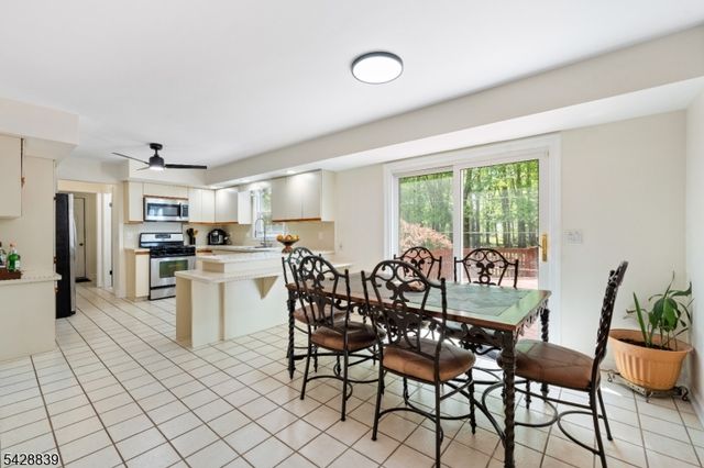 3 Kilmer Dr, Hillsborough Twp., NJ 08844