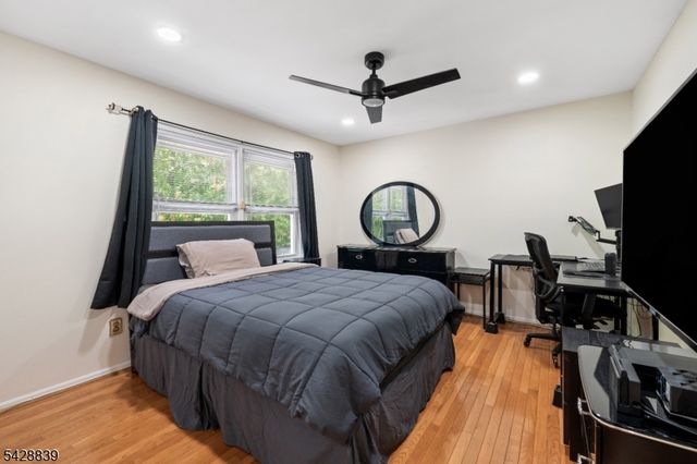 3 Kilmer Dr, Hillsborough Twp., NJ 08844