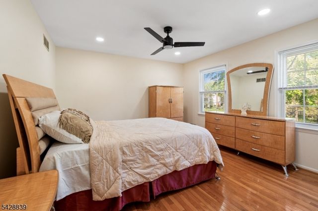3 Kilmer Dr, Hillsborough Twp., NJ 08844
