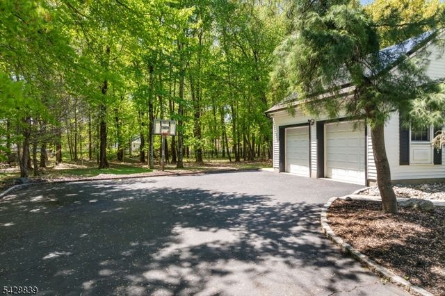 3 Kilmer Dr, Hillsborough Twp., NJ 08844