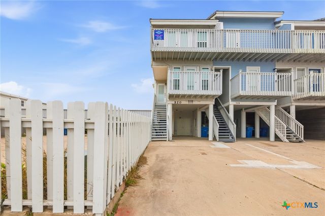 520 S 15th Street, Port O'connor, TX 77982