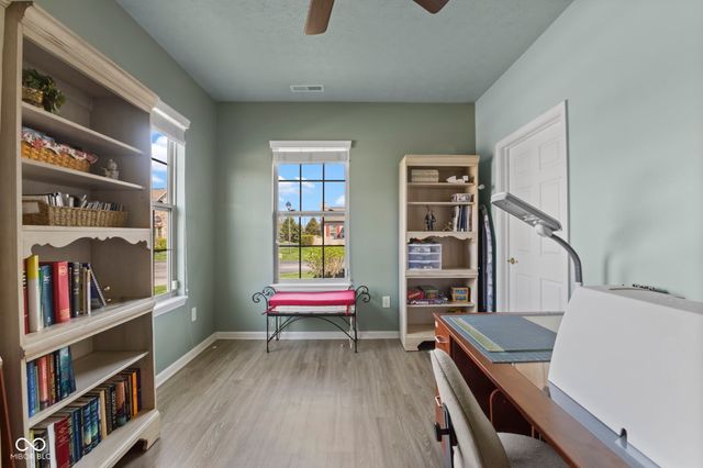 5807 Cool Hollow Way, Indianapolis, IN 46237