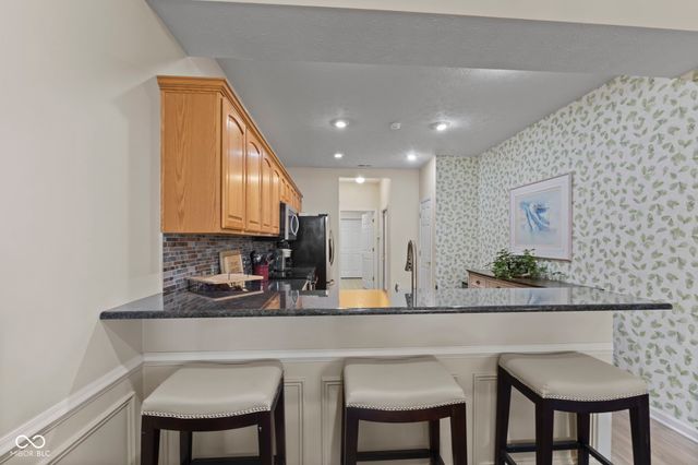 5807 Cool Hollow Way, Indianapolis, IN 46237