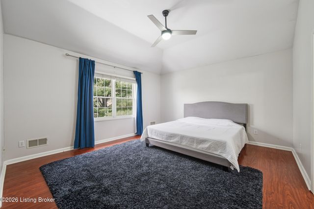 3718 Hunters Ridge Dr, Prospect, KY 40059