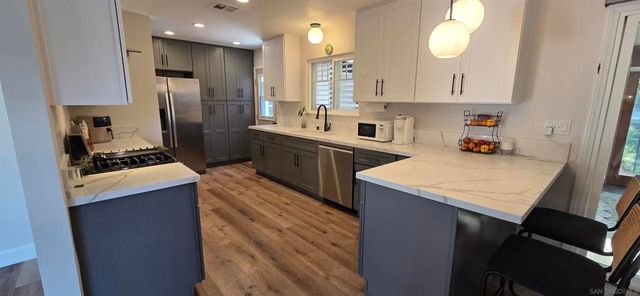 3573 Mercer Court, San Diego, CA 92122