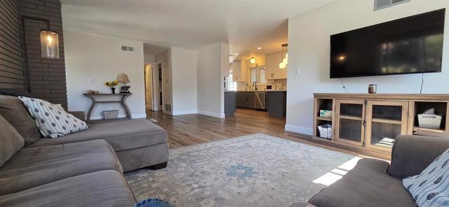3573 Mercer Court, San Diego, CA 92122