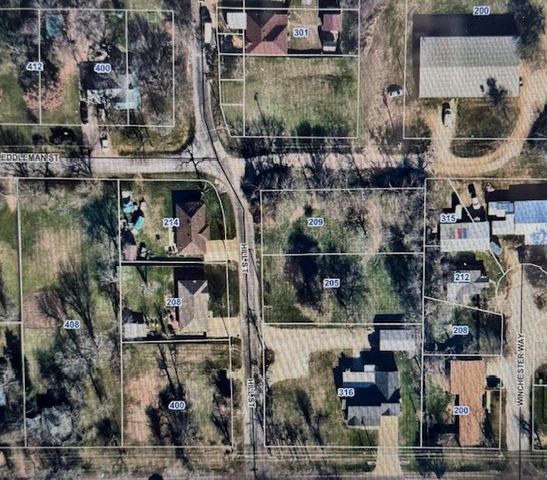 209 N Hill Street, Pilot Point, TX 76258