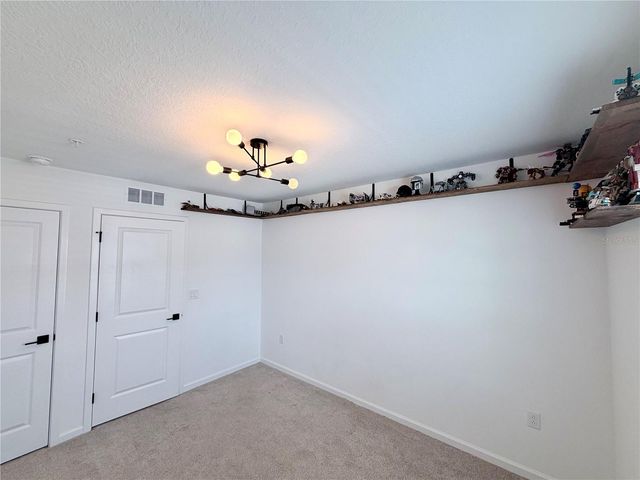 9855 WALKWAY DR, Orlando, FL 32832