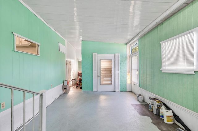 6123 RIDGEWOOD DRIVE, Zephyrhills, FL 33542