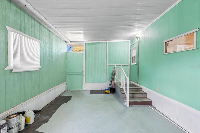 6123 RIDGEWOOD DRIVE, Zephyrhills, FL 33542