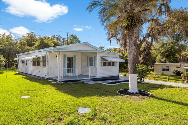 6123 RIDGEWOOD DRIVE, Zephyrhills, FL 33542